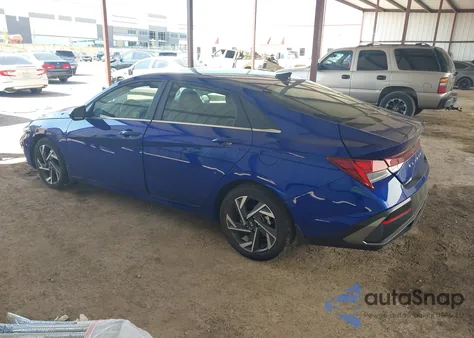 2024 Hyundai Elantra Sel z USA, uszkodzony, nr VIN KMHLS4DG1RU844636